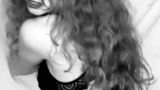 PUSSY BABE BRUNETTE masturbating