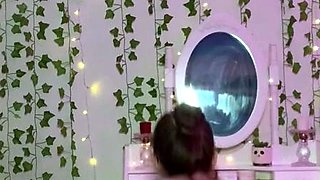 Webcam close up masturbation