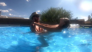 Pregnant Sex in the Pool Outside