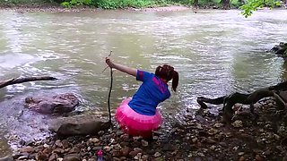 Kaley: Upskirt at River