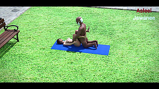 Garderner Fucked Young Girl in Park