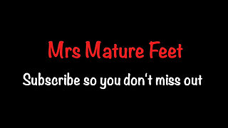 Mrs Mature Feet Wearing Her Used Pantyhose for the Last Time