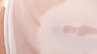 Lez beauty gets pussy licked by her masseuse