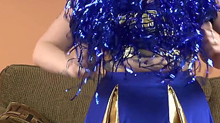 Cheerleader Jess B Gets Her Twat Filled with Cum