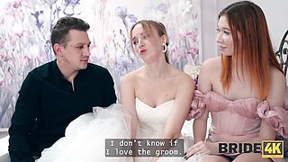 Fairytale Moon and Mia's russian anal clip