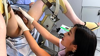 Amateur Japanese Threesome