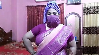 Desi aunty sex talk, Didi trains for sexy fucking