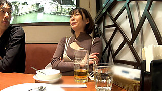 Part 1【wildly Erotic Chinese Dress Cosplay Cafe Waitress】 a Gentle, Shy Beauty with a Panda-like Personality Found in Ueno