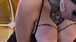 Miss Alessa Milano My Pee Is Your Pleasure