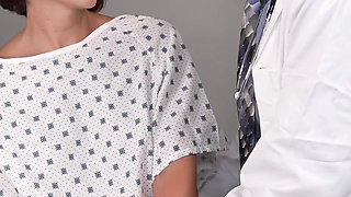 Ob/gyn Fucks Patient to Get Her Pregnant