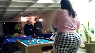 perfect pool playing pawg