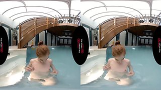 Mysterious Present - Virtual Reality And Jia Lissa