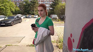 Public agent kaira shifts off my condom to perceive me bareback inwards her