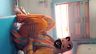 indian tamil Couple Sex in besroom Hardfucking with hindi audio