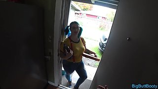 BBW slut and Pizza Guy