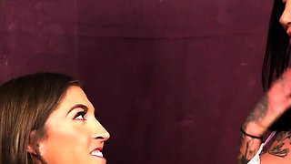 Stunning CFNM babes wanking a guy