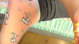 Cum on Sexy Soles Sweet Small Toes