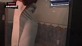 Naughty Married Woman Calling Me to the Shower