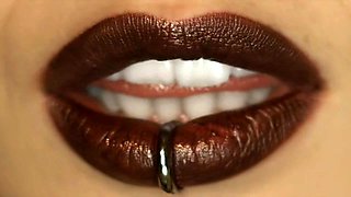 Latina Yurizan Beltran Drilling In The Sofa With Her Tats