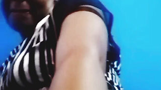 Horny mammy masturbating via video call part1