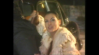 Amazing MILF Get Fucked by Big Black Cock in the Car