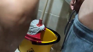 He Accidentally Creampied His Own Stepsister!