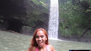 Thai girlfriend waterfall visit and sex