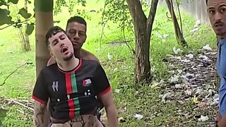Me Perdi No Mato E Levei Rola De Dois Gostosos (completo No Red) 10 Min With Junior Delao, Luccas Melo And Bee F