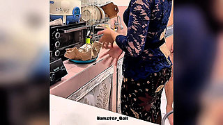 Cheating on My MILF Maid in a Kebaya Who I Fucked While Cooking in the Kitchen