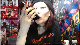 Miss Wagon Vegan Insults, Offends And Says Bad Words To Googles Assistant