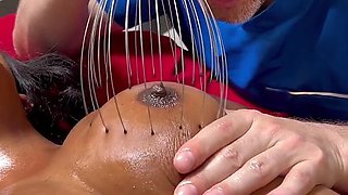 Huge Natural Tits Ebony Lily Starfire Getting Fucked After Massage