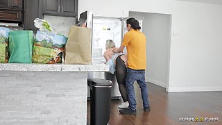 Gorgeous chubby mom porn unbelievable movie