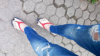 flip flops and skinny jeans - public crossdressing
