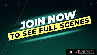 Twenty one naturals - super-sexy stunner Lilu Moon gets her ass covered in cum after sensuous assfuck during photoshoot