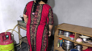 My Step Aunty Was Cooking so I Hugged Her and Started Fucking Her in the Ass.