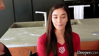 Emily Willis Gets Dominated By BBC in Hot Cuckold Scene - Blowjob, Creampie & Doggystyle
