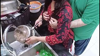 Pakistani Beautiful Maid Fucked In Kitchen While Busy In Work