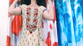 She Cheat on Her Boyfriend to Fuck Me With Love.