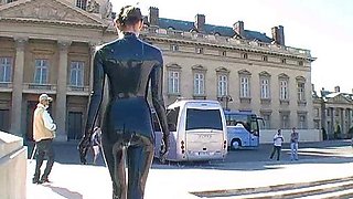 Blonde Amateur Takes Facial Outdoors In Public