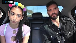 Sona bella hooks up with Big Cock on the rail home