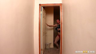 Feel The Gush With Erik Everhard, Nikki Sexx - Brazzers