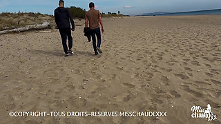 🇫🇷 Misschaudexxx, 2 cocks for me on the beach at the cape
