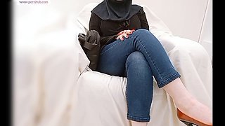 Boss takes advantage of his secretary Leyla Sefidbarfi with some anal action
