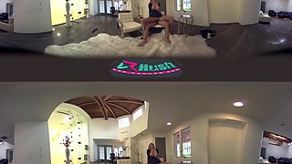 Blonde Milf Showing You the Way (Voyeur)