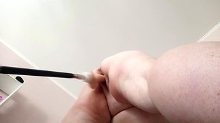 Horny Neighbor Has Fun with a Sex Machine