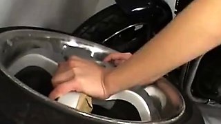 Secret Garage Play: Japanese Amateur Creampie