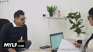 Desperate venezuelan milf amanda's office promotion - chief nails her to success