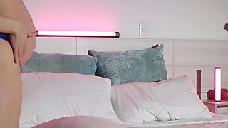 Alicia Trece Gets Erotic Massage While 9 Months Pregnant-mutual Masturbation and Pussy Licking with Andy