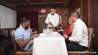 Horny Waiter Gets Served a Big Round Ass: Restaurant Quickie with Jordi El Nino Polla, Nina Kayy, Jamie Knoxx