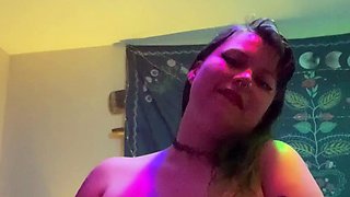 Love Chat Big Boobs Brunette Masturbating For Cam